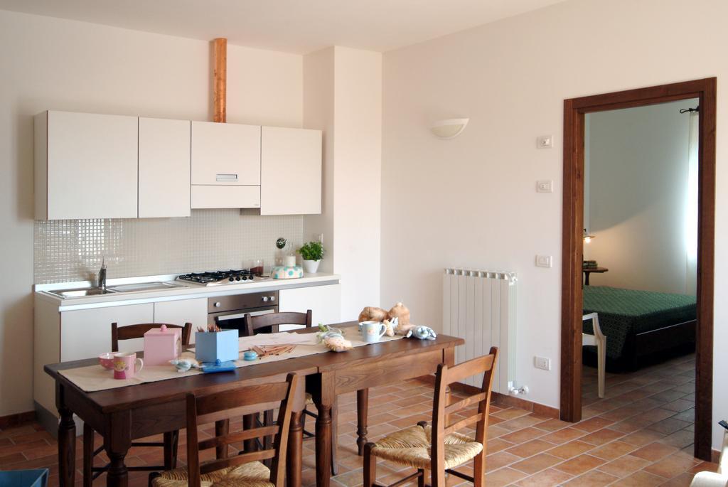 Agriturismo Casale Le Selvette Ripa Zewnętrze zdjęcie